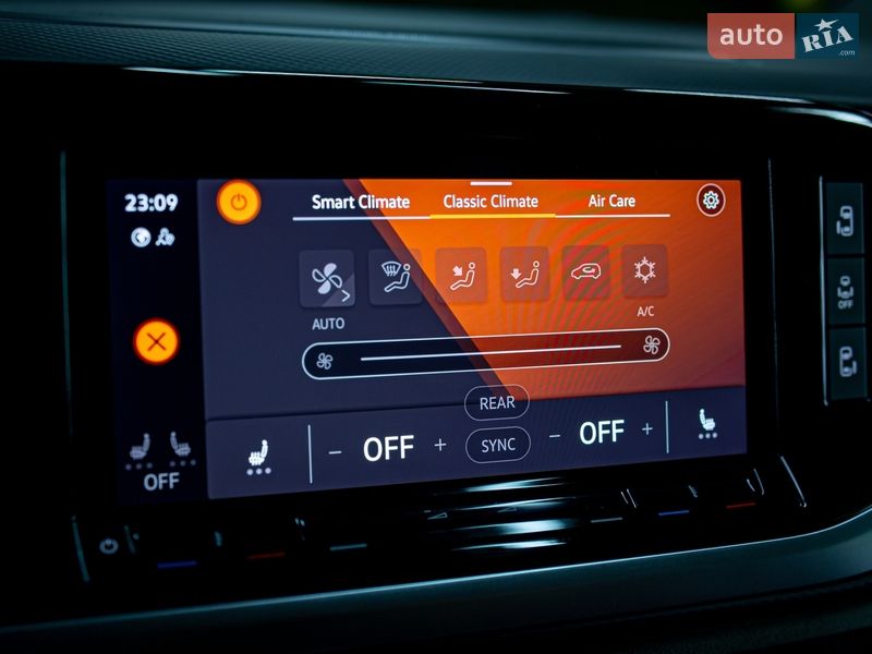 Минивэн Volkswagen Multivan 2022 в Черновцах