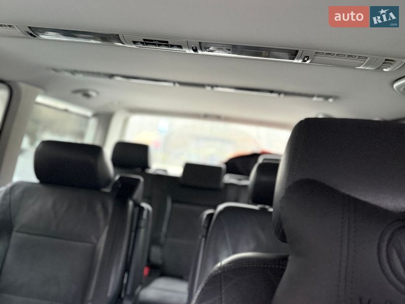 Минивэн Volkswagen Multivan 2011 в Одессе