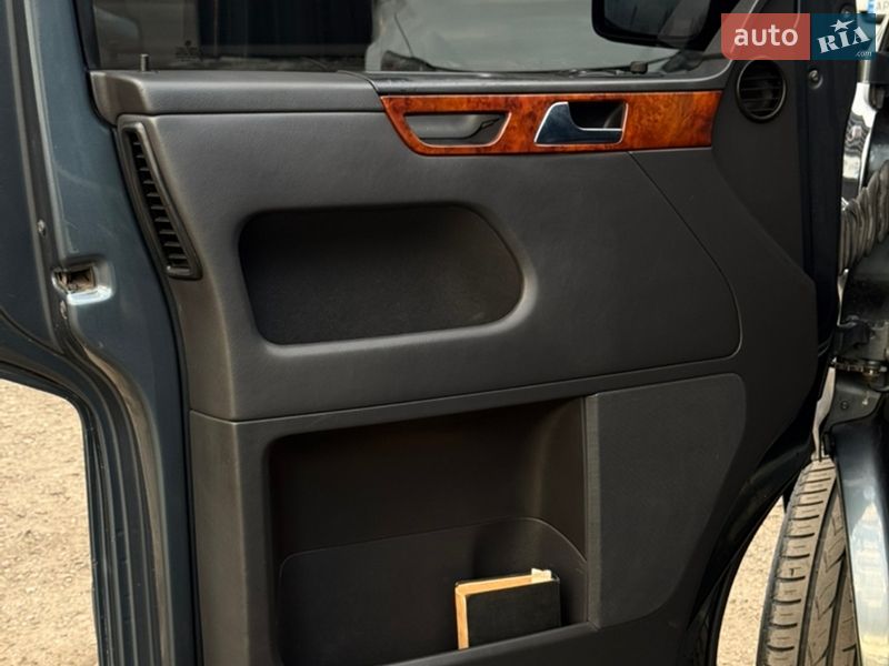 Минивэн Volkswagen Multivan 2008 в Запорожье фото 24 Минивэн Volkswagen Multivan 2008 в Запорожье