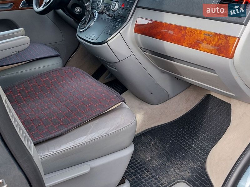Минивэн Volkswagen Multivan 2008 в Лохвице