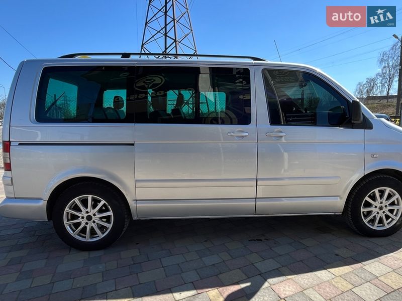 Минивэн Volkswagen Multivan 2008 в Стрые