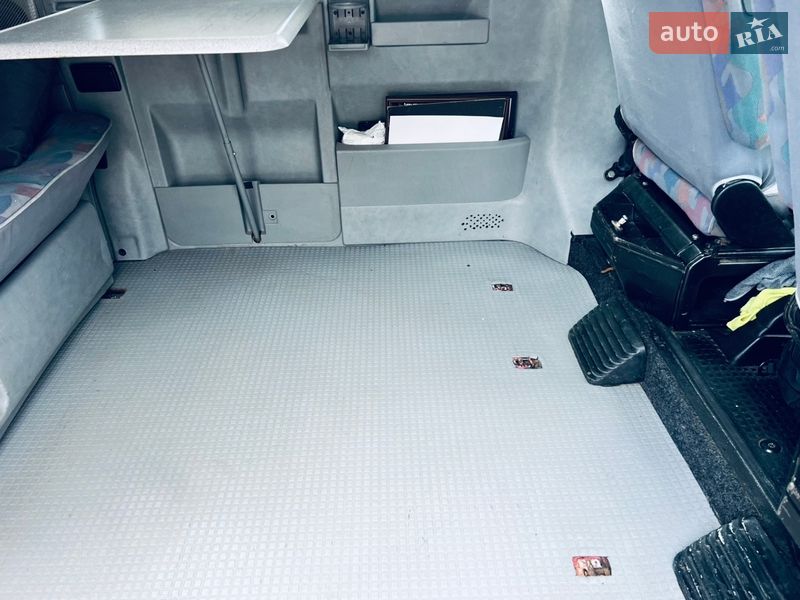 Минивэн Volkswagen Multivan 2002 в Ровно фото 31 Минивэн Volkswagen Multivan 2002 в Ровно
