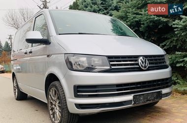 Мінівен Volkswagen Multivan 2016 в Києві