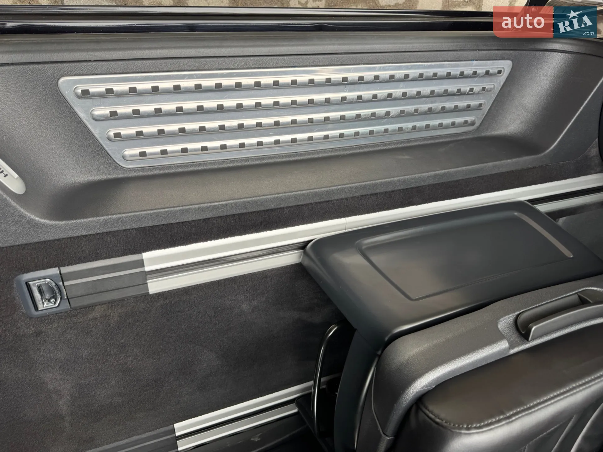 2018 Volkswagen Multivan - мініатюра 27