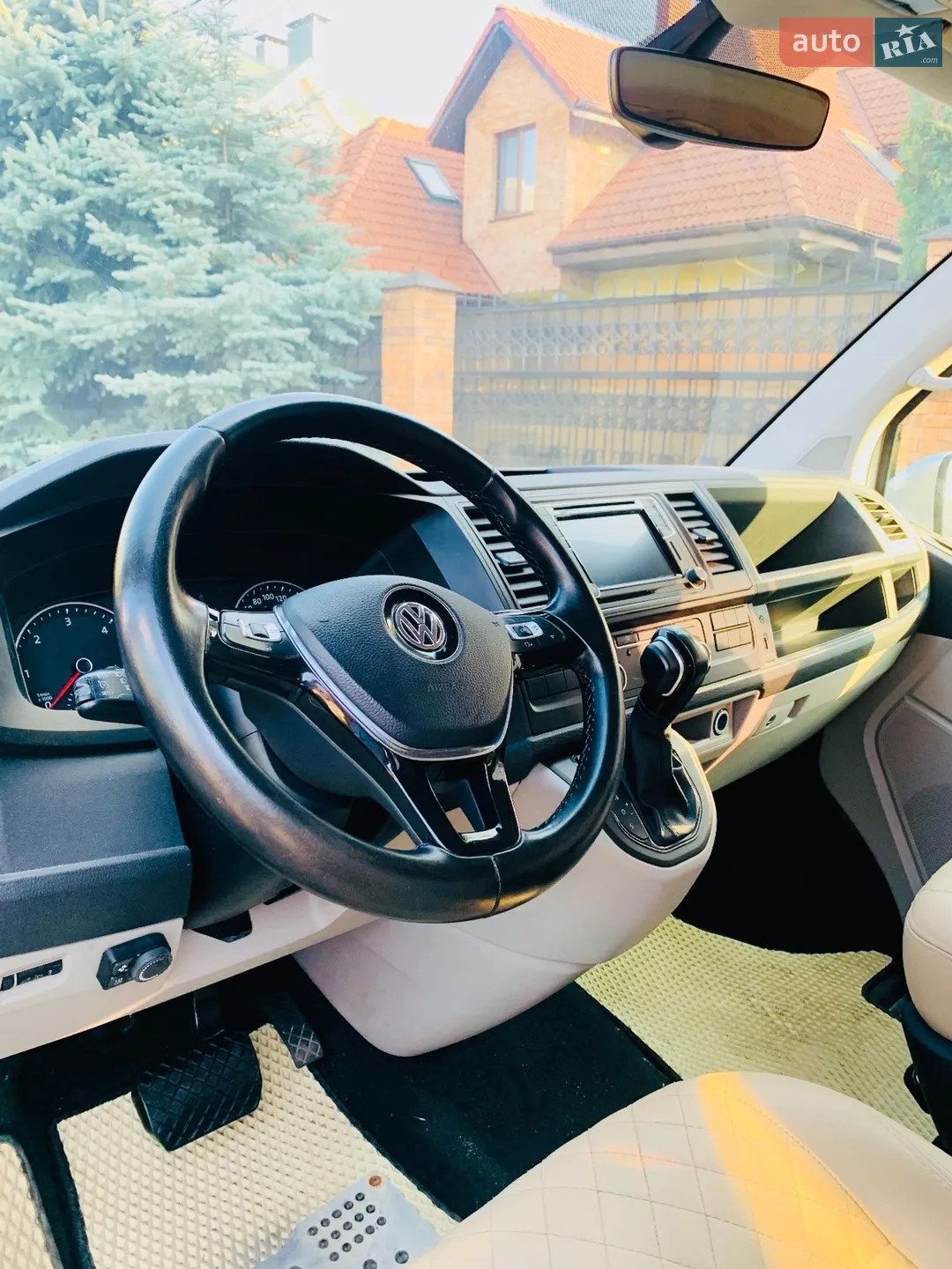 2016 Volkswagen Multivan - мініатюра 23