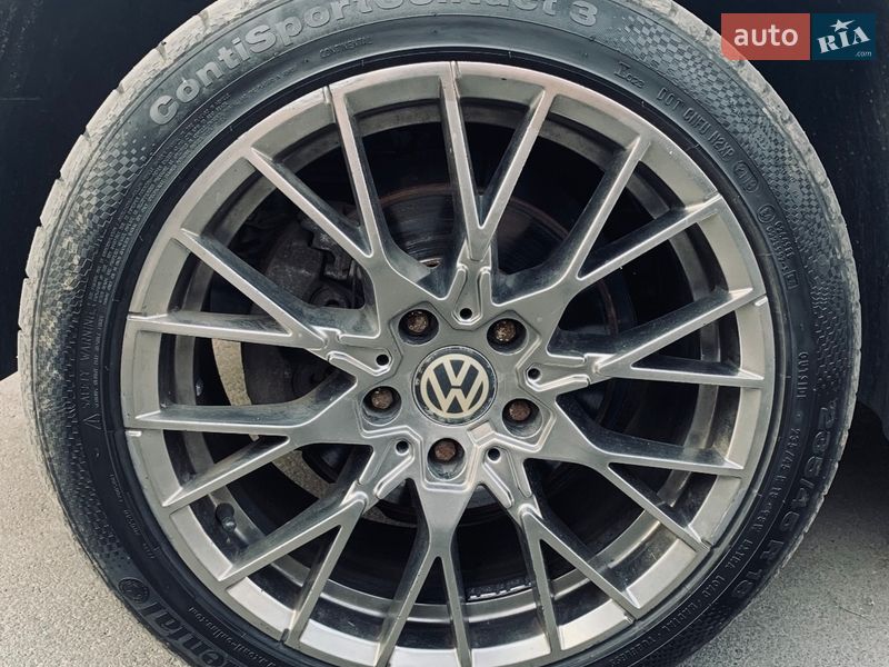 Минивэн Volkswagen Multivan 2016 в Киеве