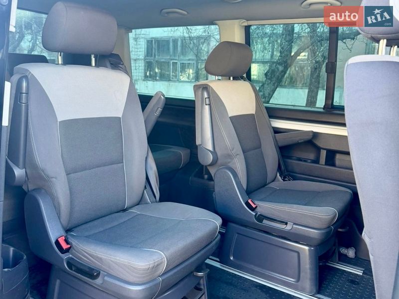 Минивэн Volkswagen Multivan 2011 в Чернигове