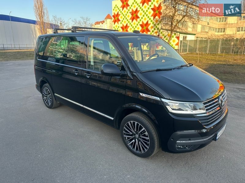 Минивэн Volkswagen Multivan 2024 в Киеве