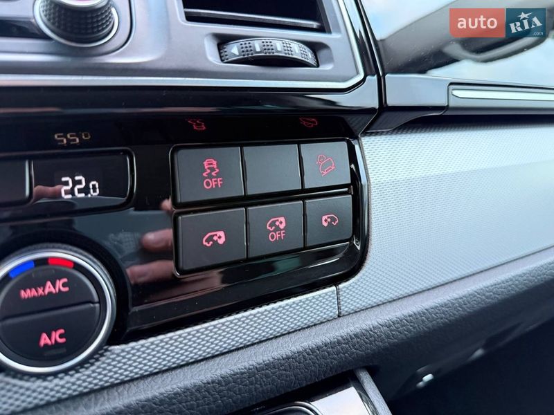 Мінівен Volkswagen Multivan 2016 в Луцьку