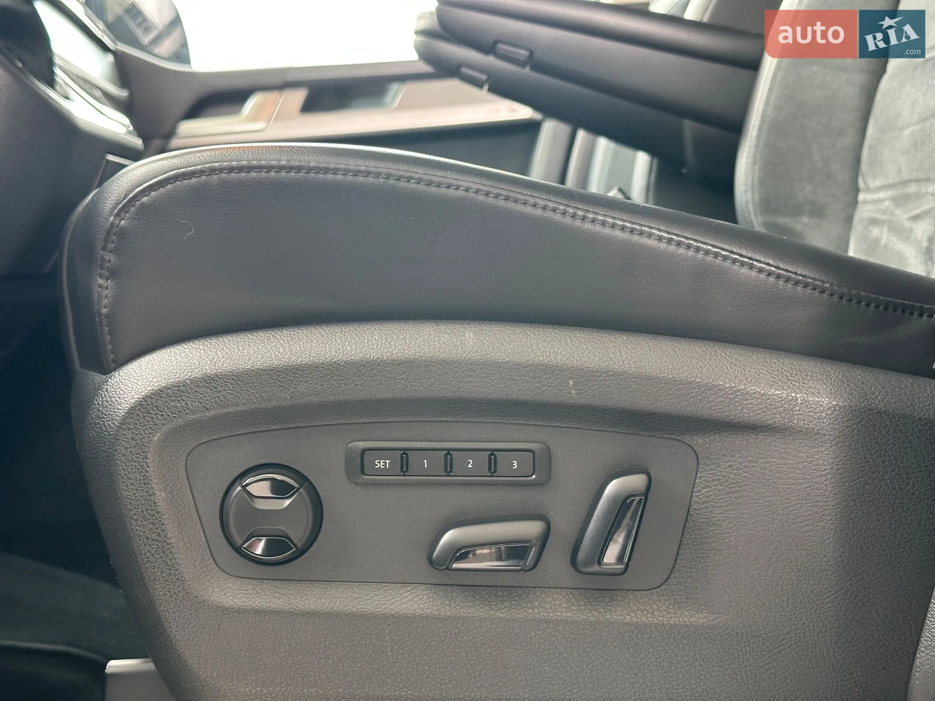 2016 Volkswagen Multivan - мініатюра 21