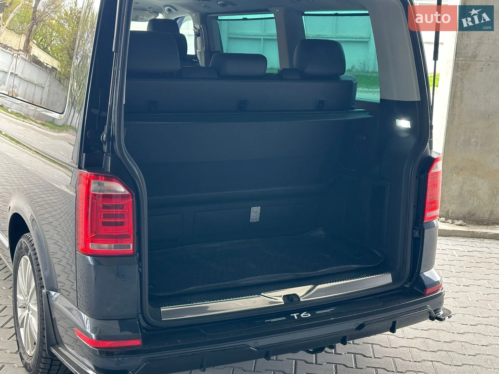 2016 Volkswagen Multivan - мініатюра 44