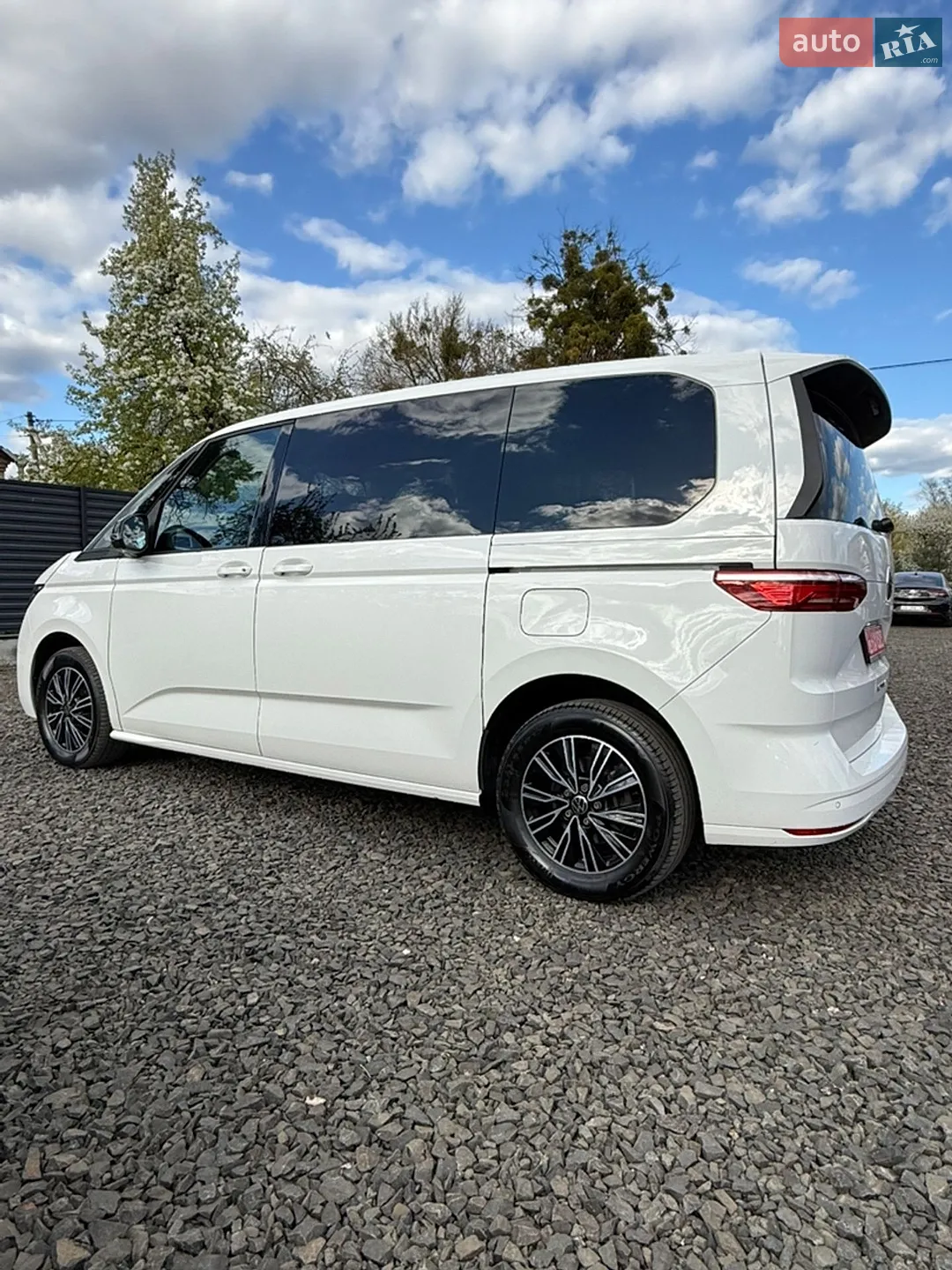 2023 Volkswagen Multivan - мініатюра 13