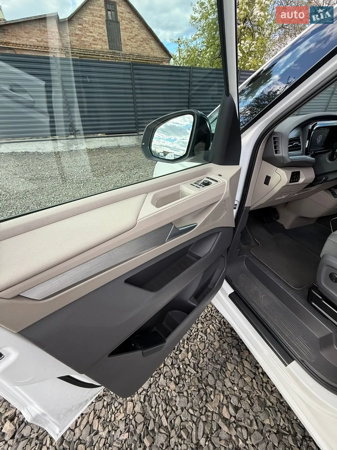 2023 Volkswagen Multivan - мініатюра 36