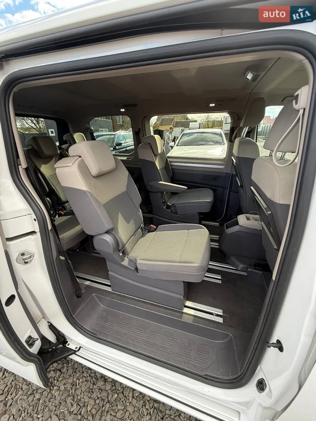 2023 Volkswagen Multivan - мініатюра 41