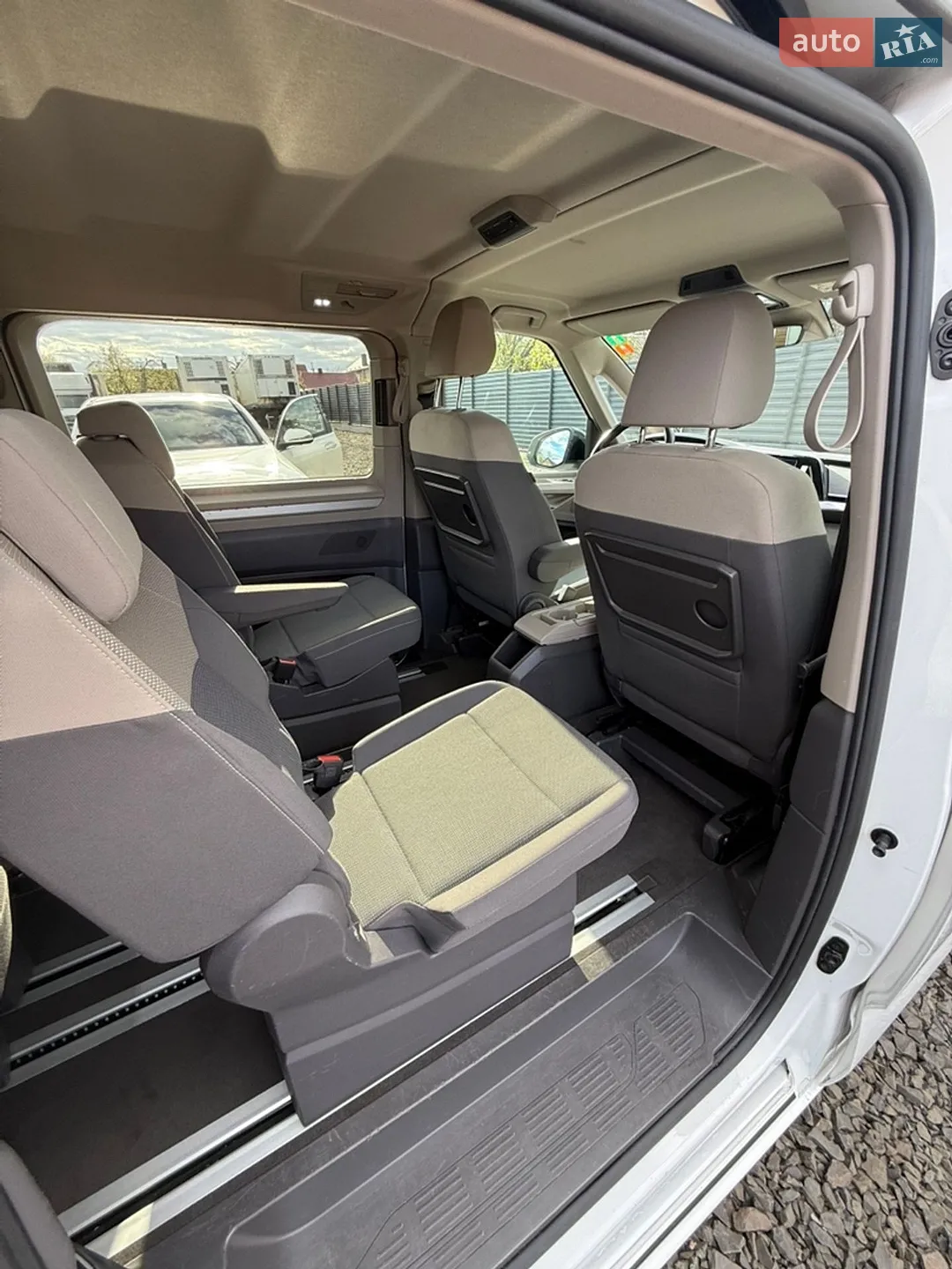 2023 Volkswagen Multivan - мініатюра 44