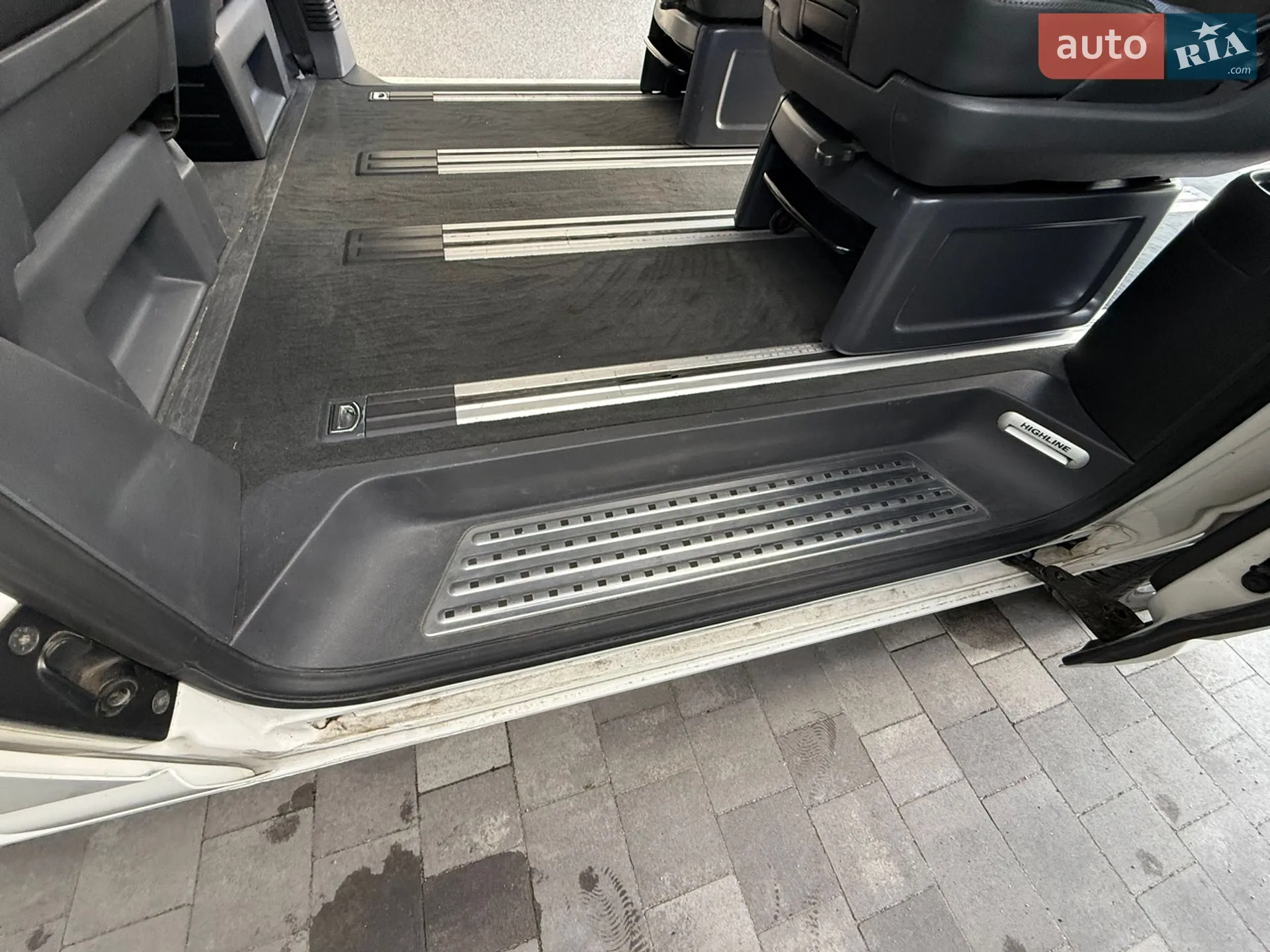2013 Volkswagen Multivan - мініатюра 25