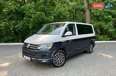 Минивэн Volkswagen Multivan 2017 в Черновцах