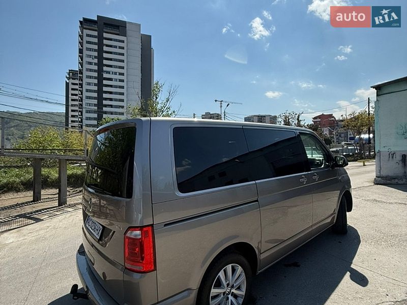 Мінівен Volkswagen Multivan 2018 в Києві