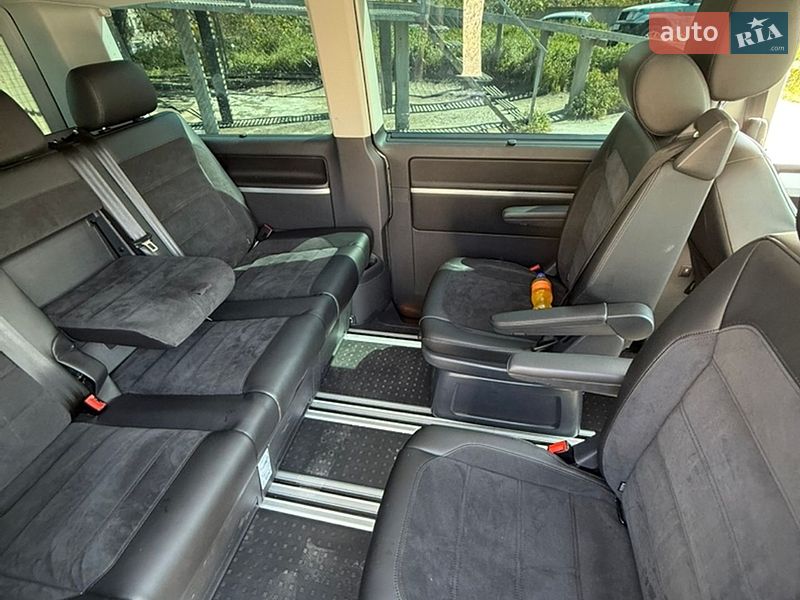 Мінівен Volkswagen Multivan 2018 в Києві