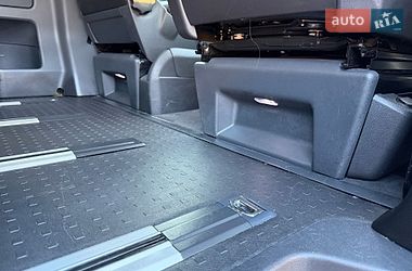Минивэн Volkswagen Multivan 2021 в Львове