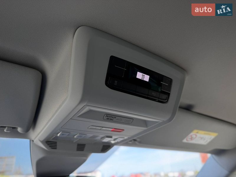 Минивэн Volkswagen Multivan 2019 в Киеве фото 79 Минивэн Volkswagen Multivan 2019 в Киеве