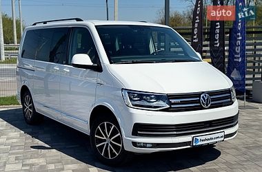 Мінівен Volkswagen Multivan 2017 в Рівному