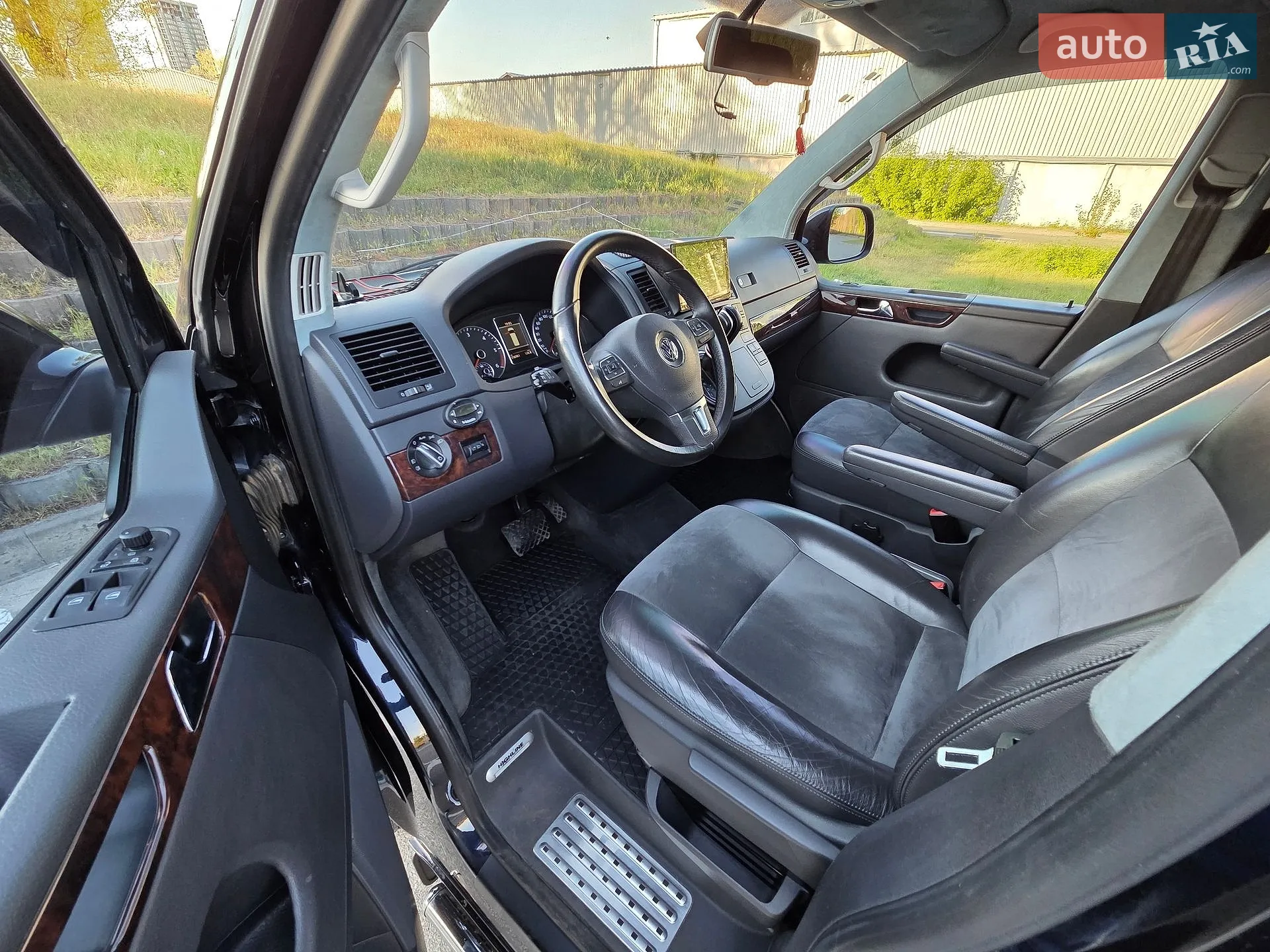 2012 Volkswagen Multivan - мініатюра 18