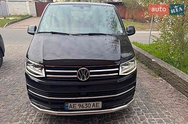 Минивэн Volkswagen Multivan 2015 в Новомосковске