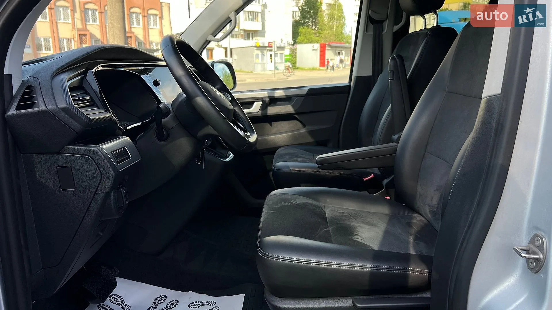 2022 Volkswagen Multivan - мініатюра 35
