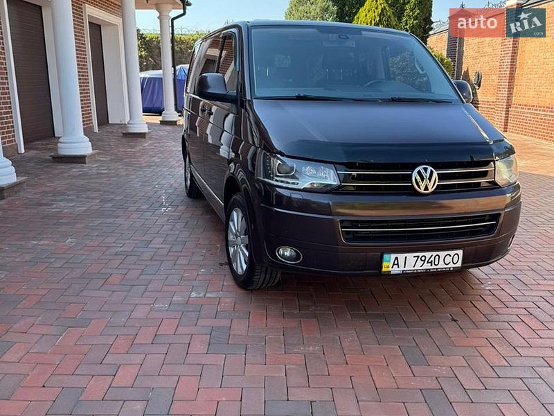 Минивэн Volkswagen Multivan 2013 в Киеве