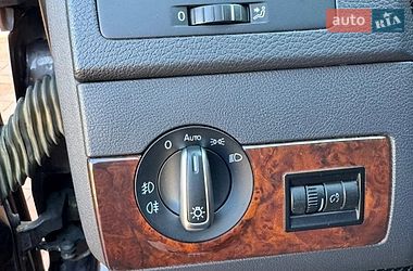 Минивэн Volkswagen Multivan 2013 в Киеве