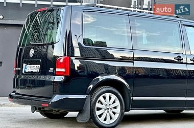 Минивэн Volkswagen Multivan 2011 в Киеве
