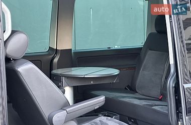 Минивэн Volkswagen Multivan 2011 в Киеве