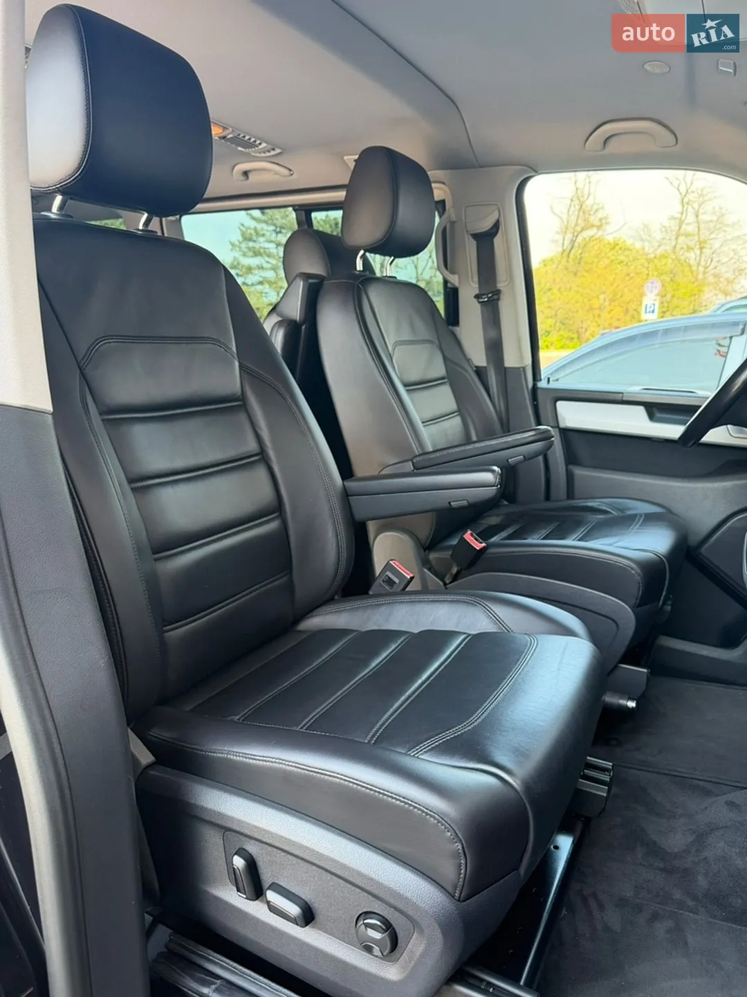 2016 Volkswagen Multivan - мініатюра 52
