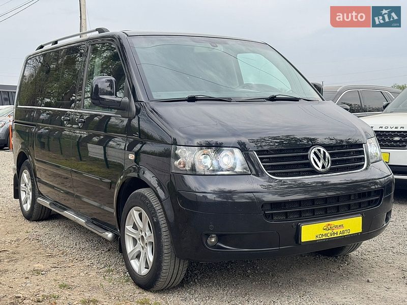 Минивэн Volkswagen Multivan 2009 в Умани