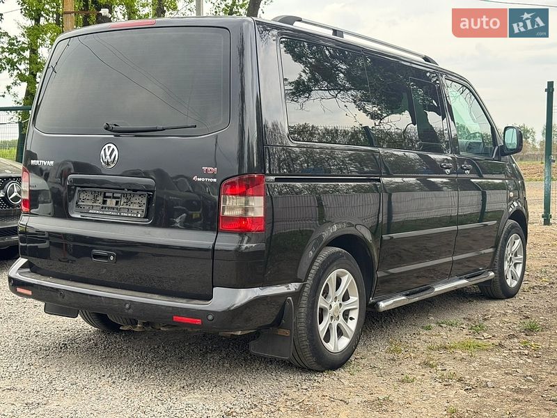 Минивэн Volkswagen Multivan 2009 в Умани