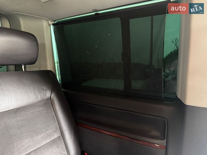 Минивэн Volkswagen Multivan 2009 в Умани