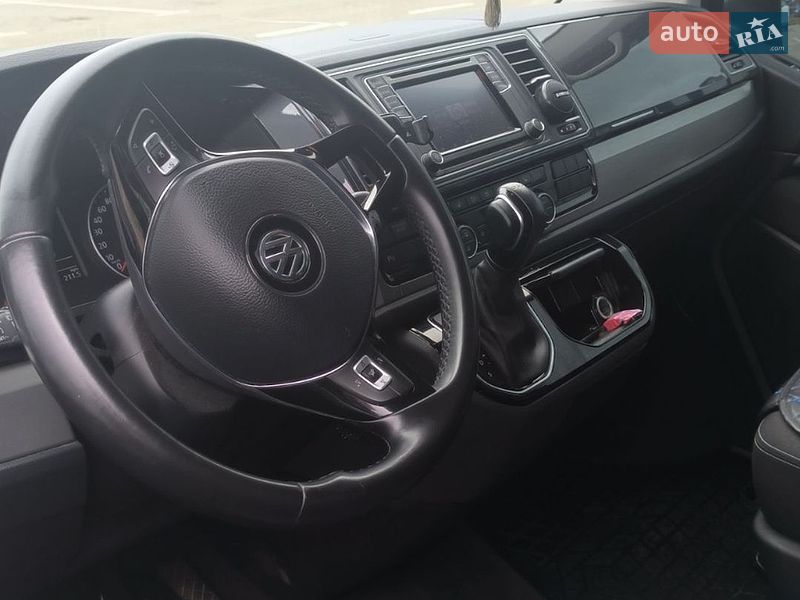 Минивэн Volkswagen Multivan 2019 в Киеве
