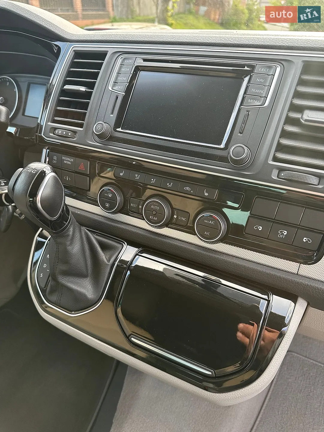 2015 Volkswagen Multivan - мініатюра 27
