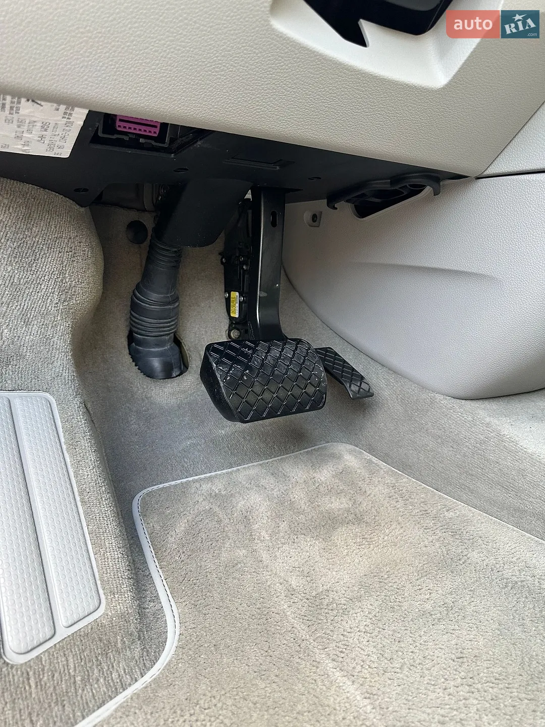 2015 Volkswagen Multivan - мініатюра 37
