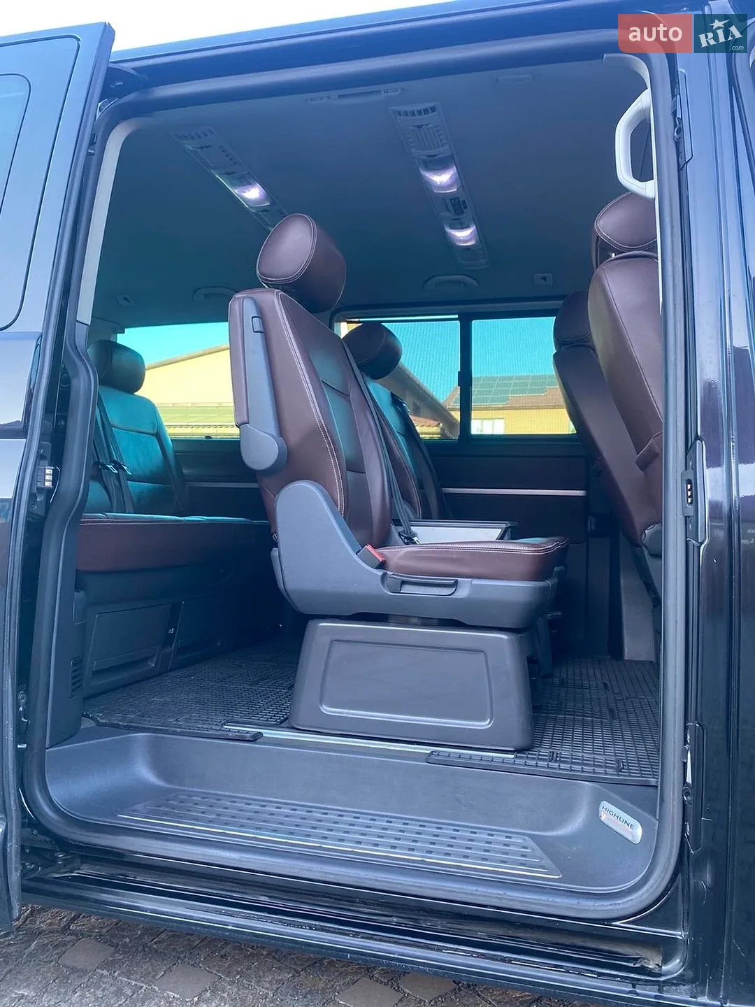 2010 Volkswagen Multivan - мініатюра 12