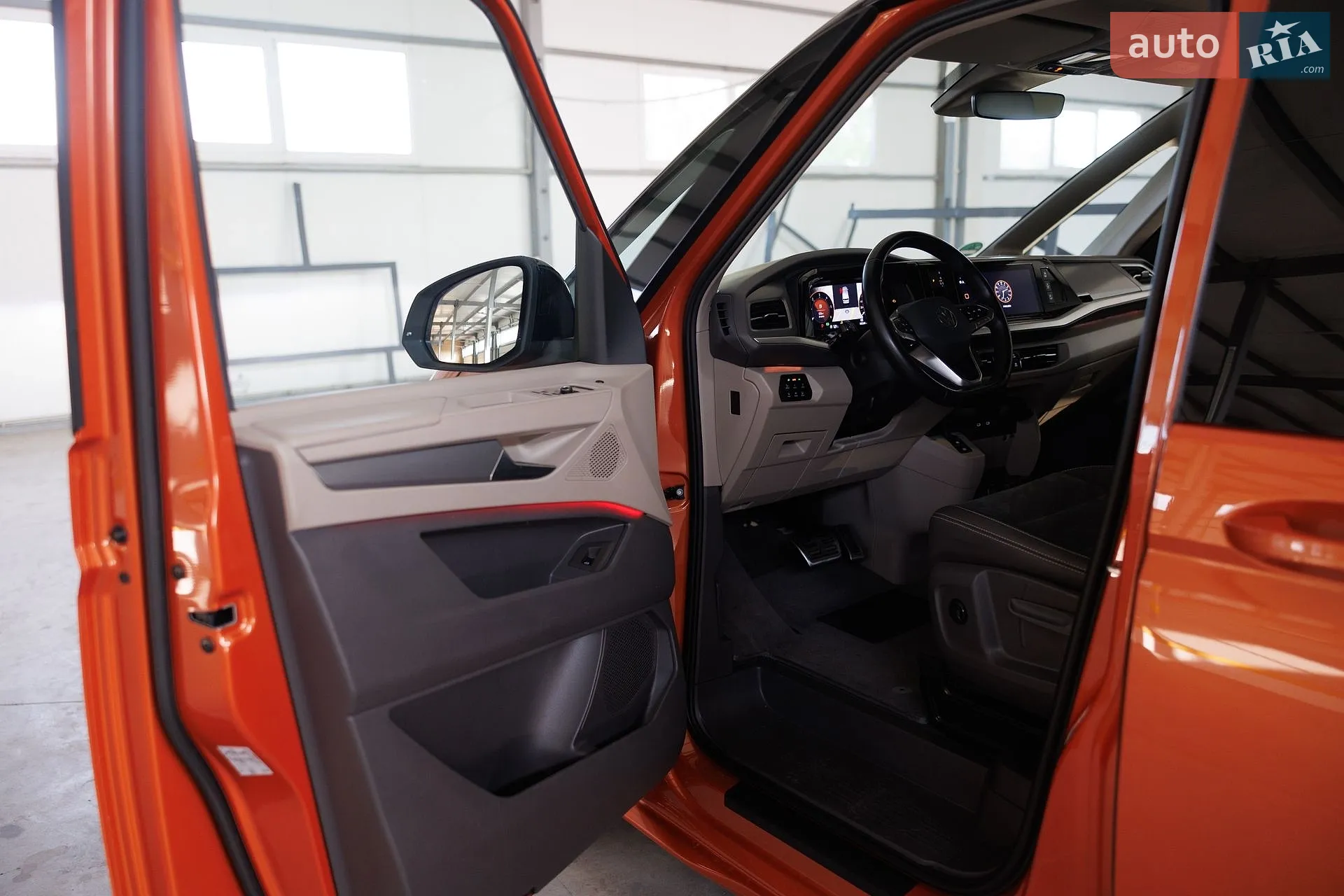 2022 Volkswagen Multivan - мініатюра 18