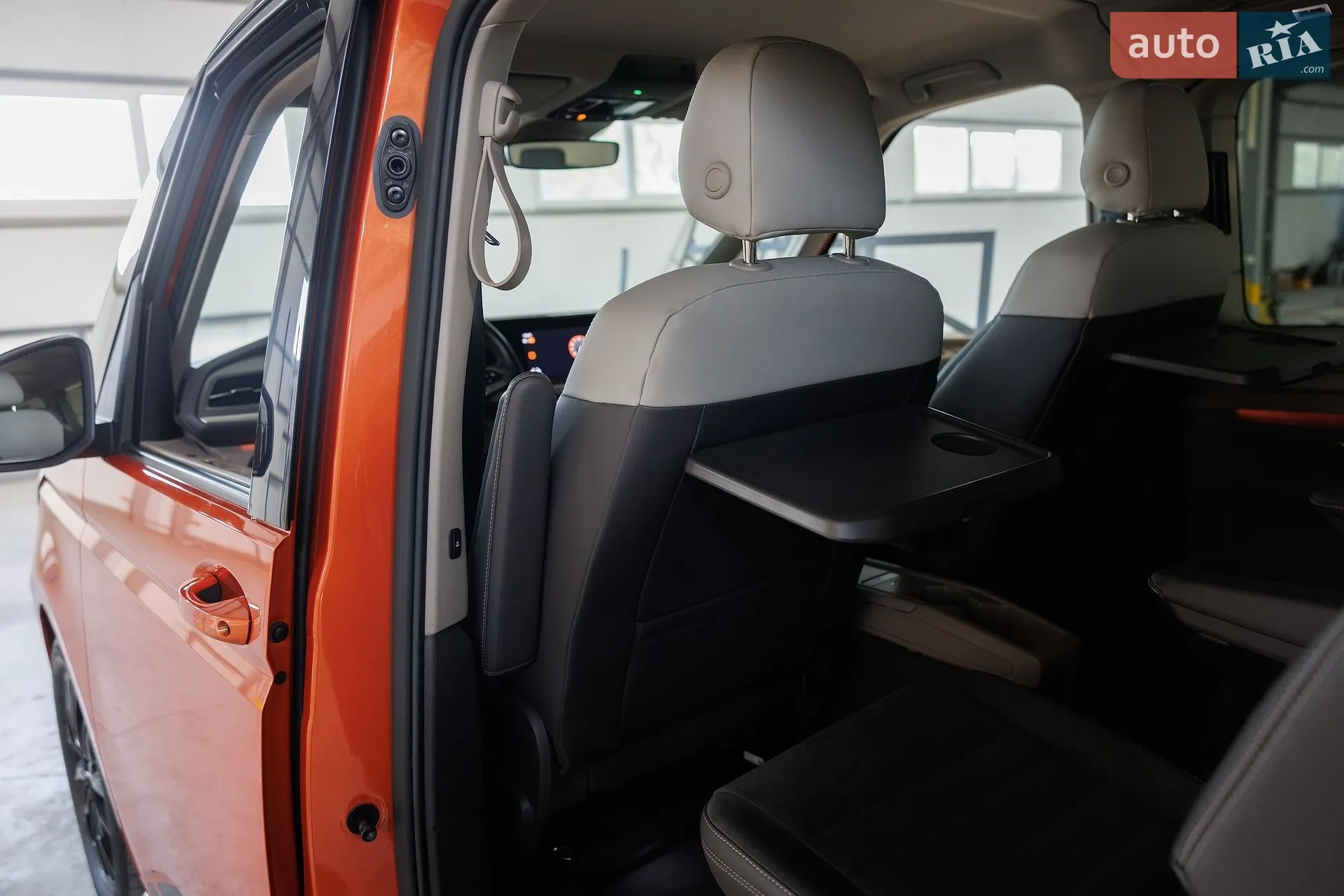 2022 Volkswagen Multivan - мініатюра 24