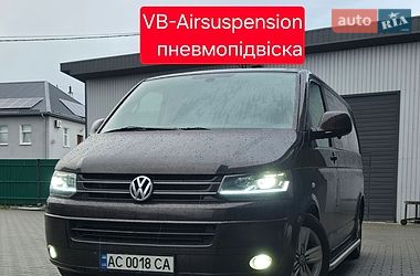 Мінівен Volkswagen Multivan 2010 в Луцьку
