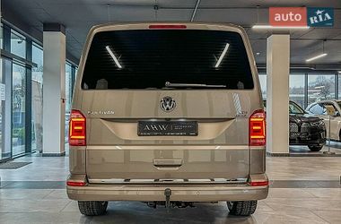 Мінівен Volkswagen Multivan 2017 в Львові
