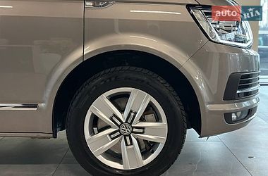 Мінівен Volkswagen Multivan 2017 в Львові