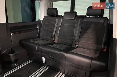 Мінівен Volkswagen Multivan 2017 в Львові