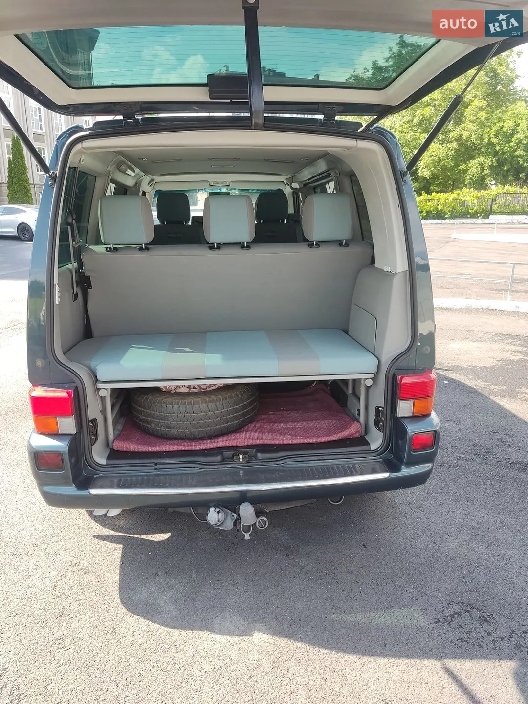 Volkswagen Multivan 2002 VIN WV2ZZZ70Z2H103105 фото оголошення 7 з 11