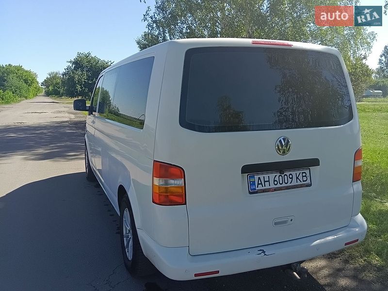 Минивэн Volkswagen Multivan 2004 в Киеве
