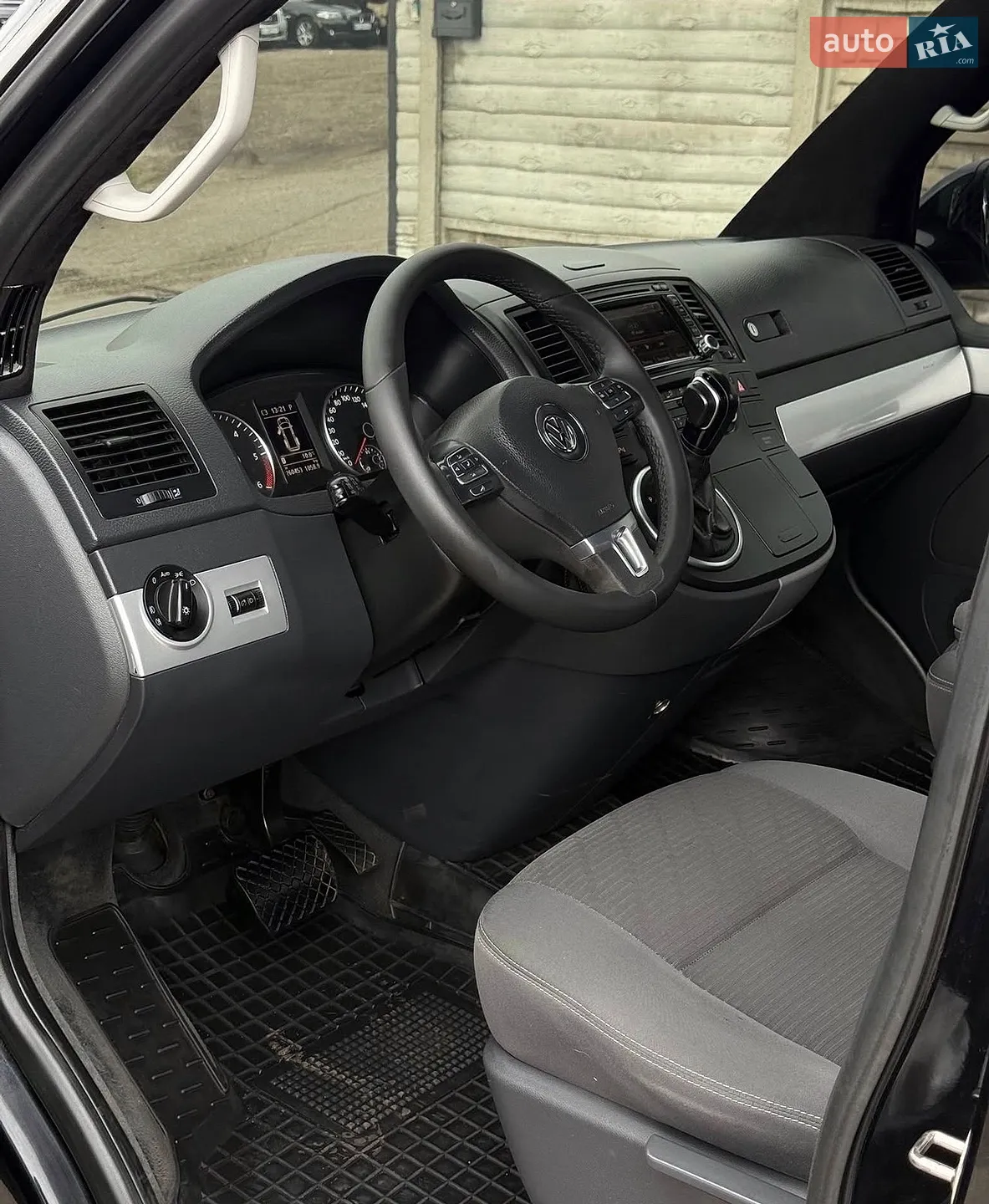 2012 Volkswagen Multivan - мініатюра 11